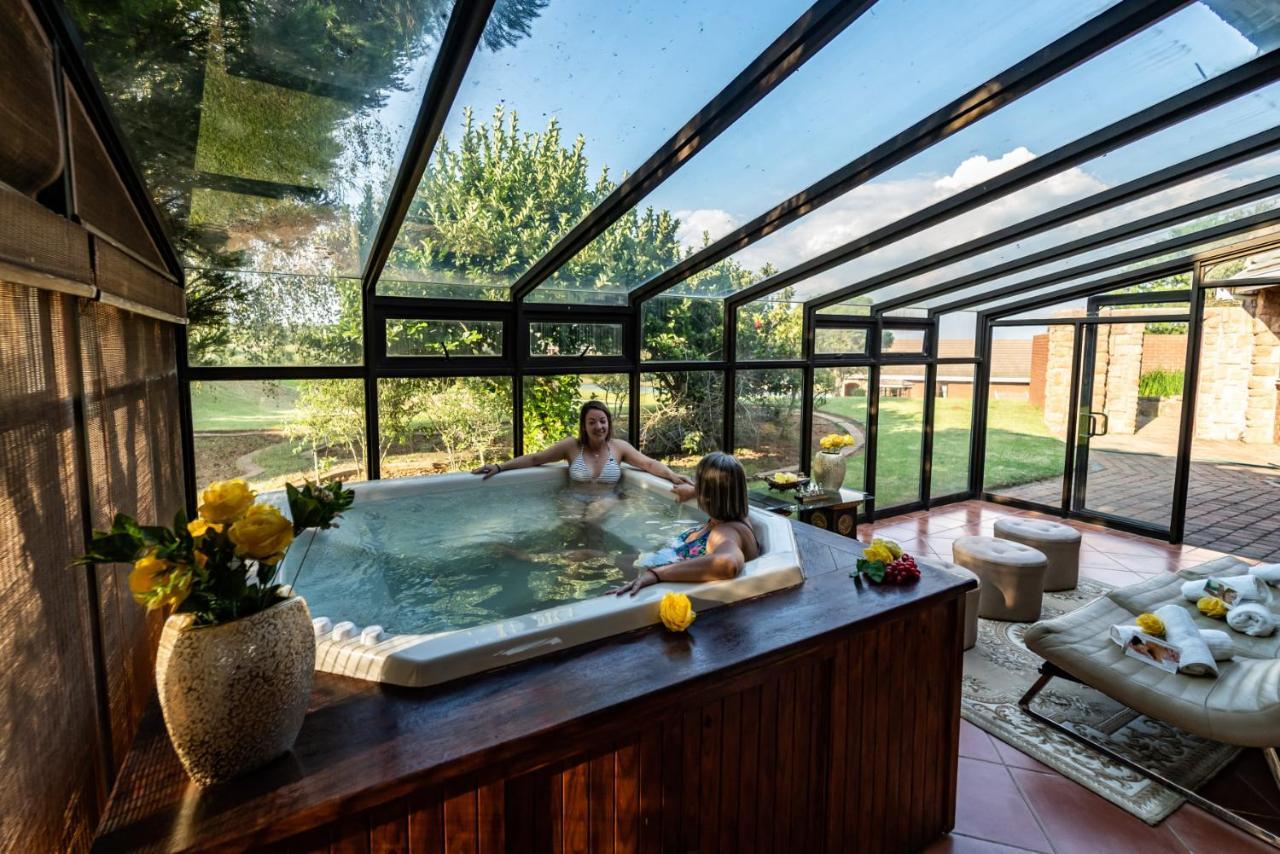 Kloppenheim Self Catering And Timeshare Resort Machadodorp Kültér fotó